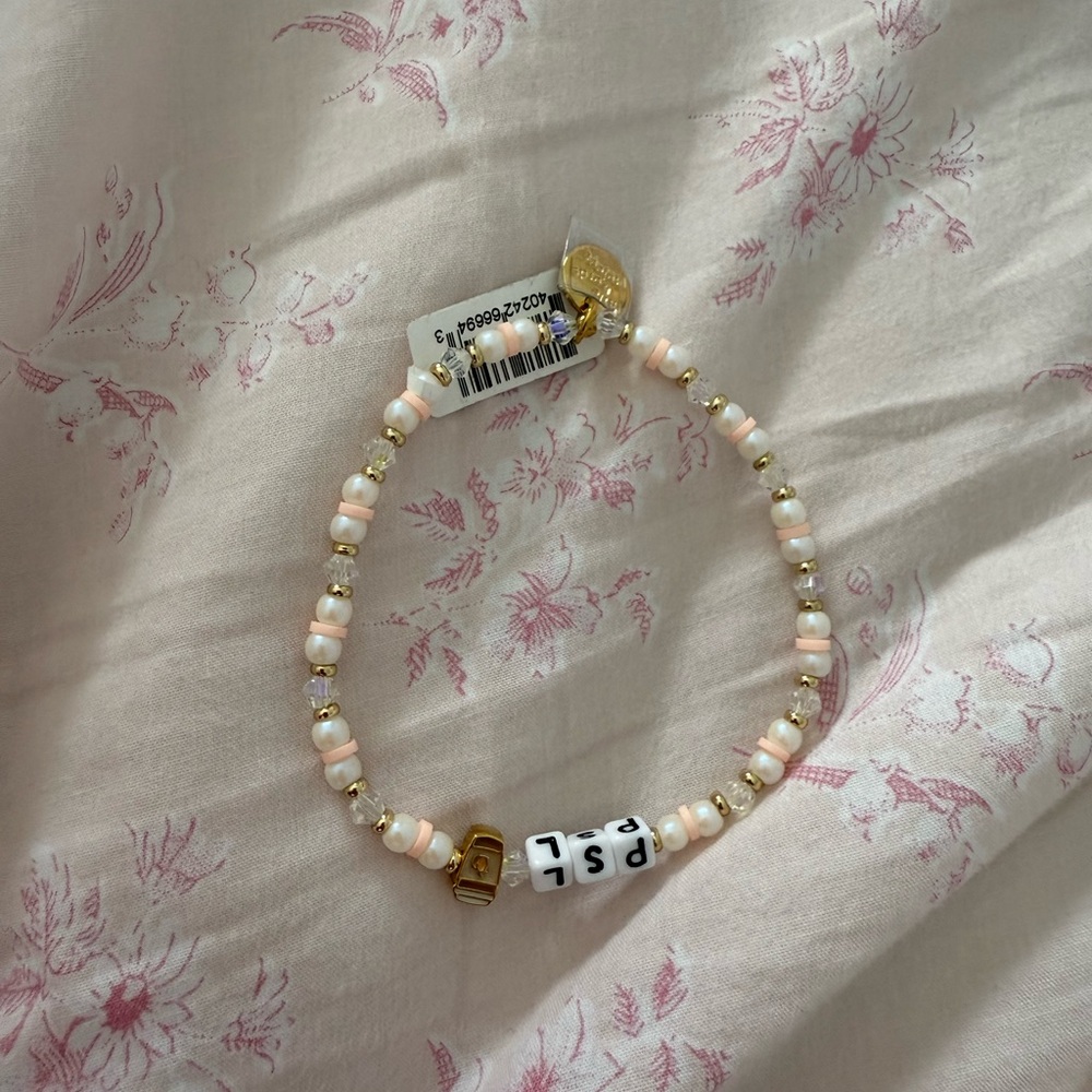 PSL Beaded Bracelet - White and Gold - Picture 2 of 2
